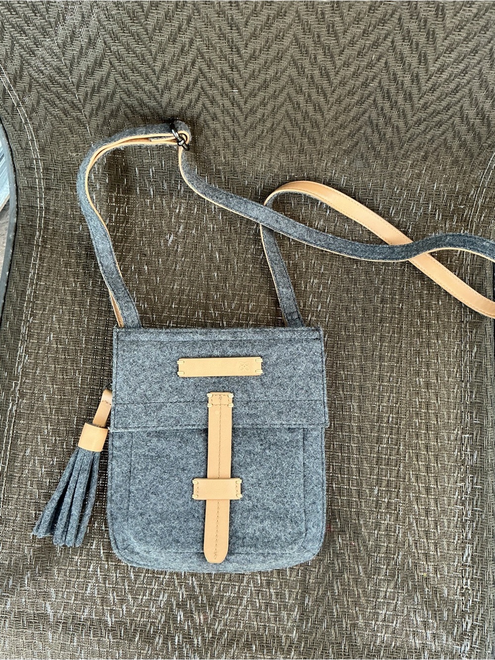 Sherpani Piper Ethos Gray Wool Crossbody Bag with Tan Accents